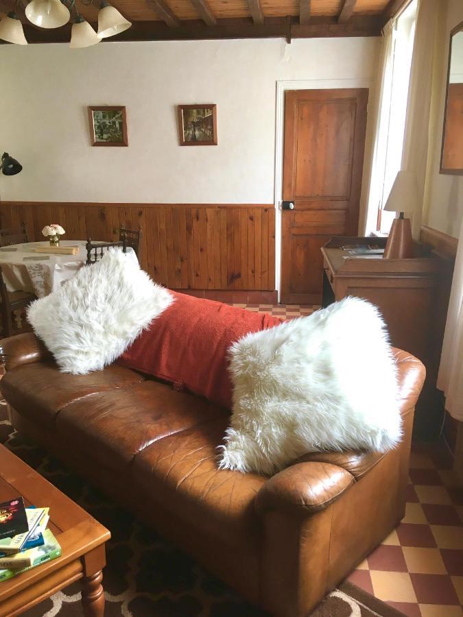 Bed and Breakfast Le Figuier La Foret-Auvray Esterno foto