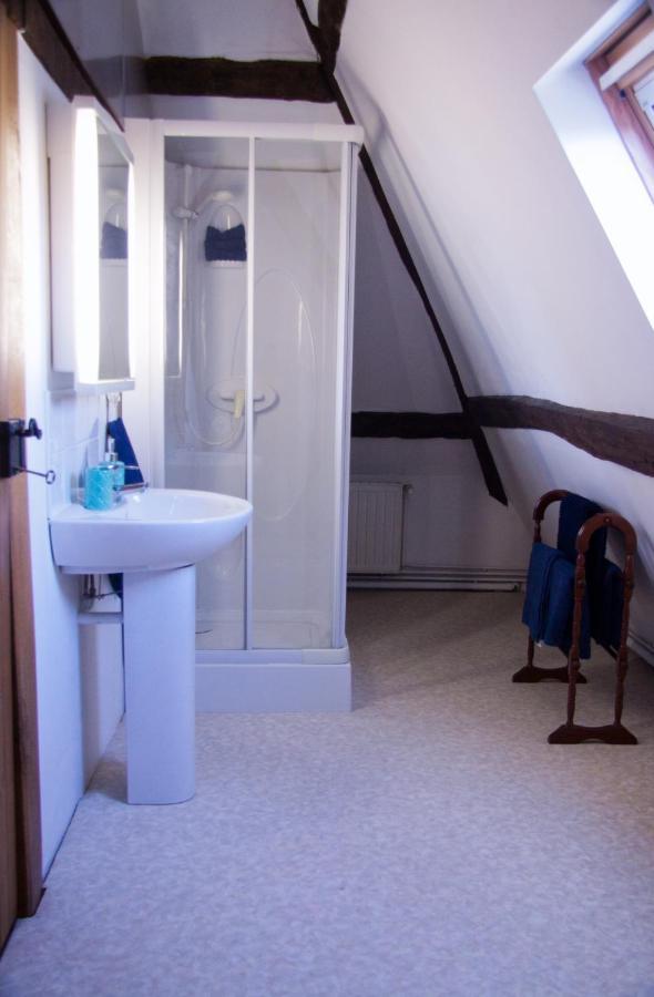 Bed and Breakfast Le Figuier La Foret-Auvray Esterno foto