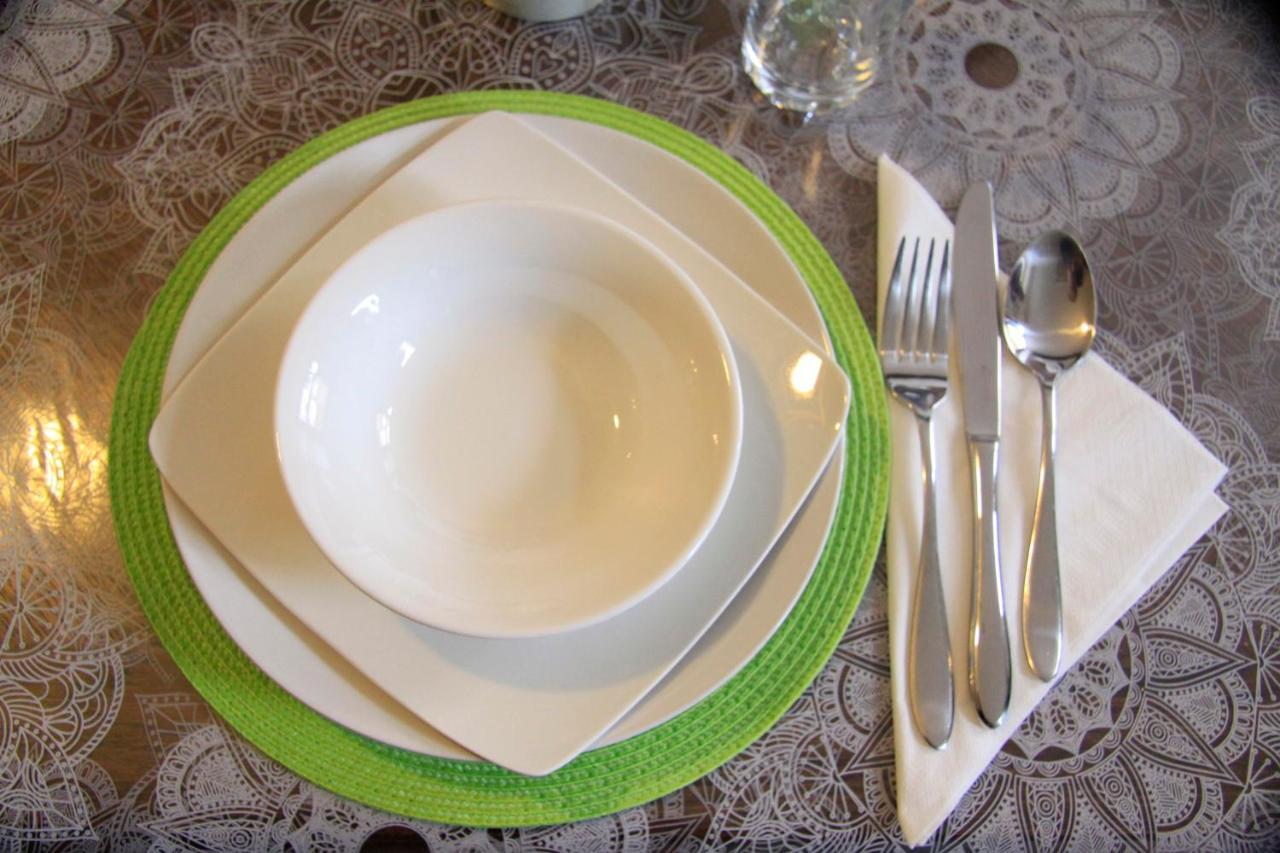 Bed and Breakfast Le Figuier La Foret-Auvray Esterno foto